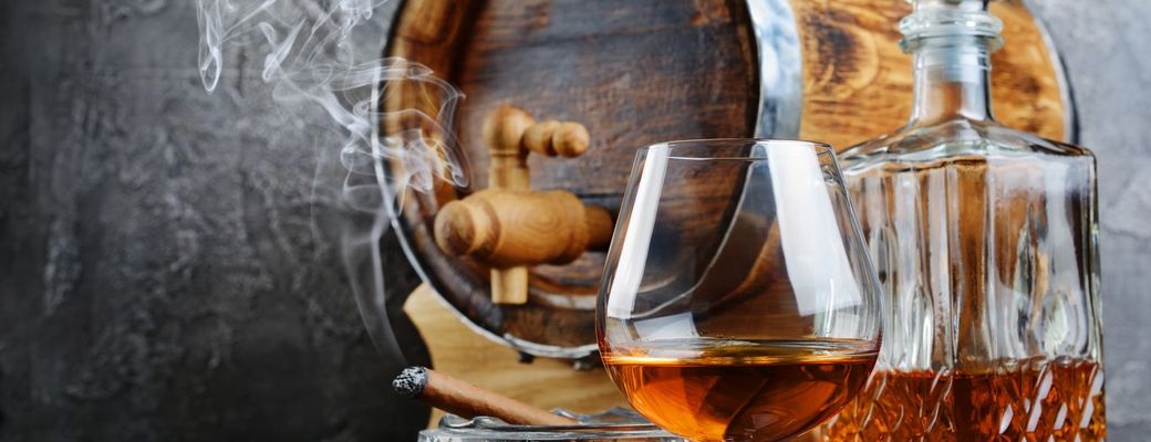 Degustaci cognacu si užije zkušený odborník i něžná žena.