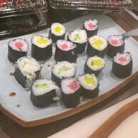 Jan Velemínský (Dobřichovice, 60) na Kurzu vaření: Umění sushi a japonské kuchyně