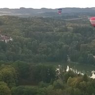 Karel Cimpl (Kutná Hora, 63) na letu balónem