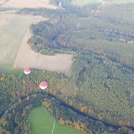 Lumír Hrčka (Strakonice, 52) na letu balónem
