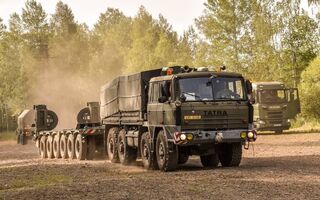 Tatra 815.