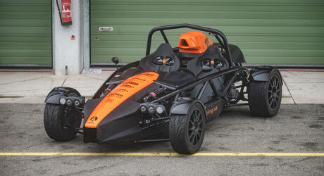 Zbrusu nový Ariel Atom 4.0 v celé své kráse.