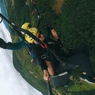 Markéta Šlechtová (Frýdek-Místek, 28) na Tandemovém paraglidingu